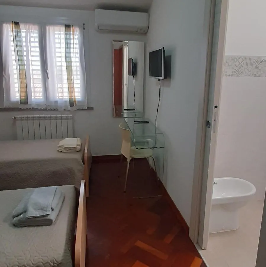 B&B Casa Viola Valledoria  0*, Valledoria (Sardinia) Italien